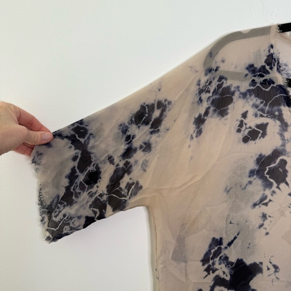 Raquel Allegra Oversized Boxy Silk Top 1 - Picture 3 of 9